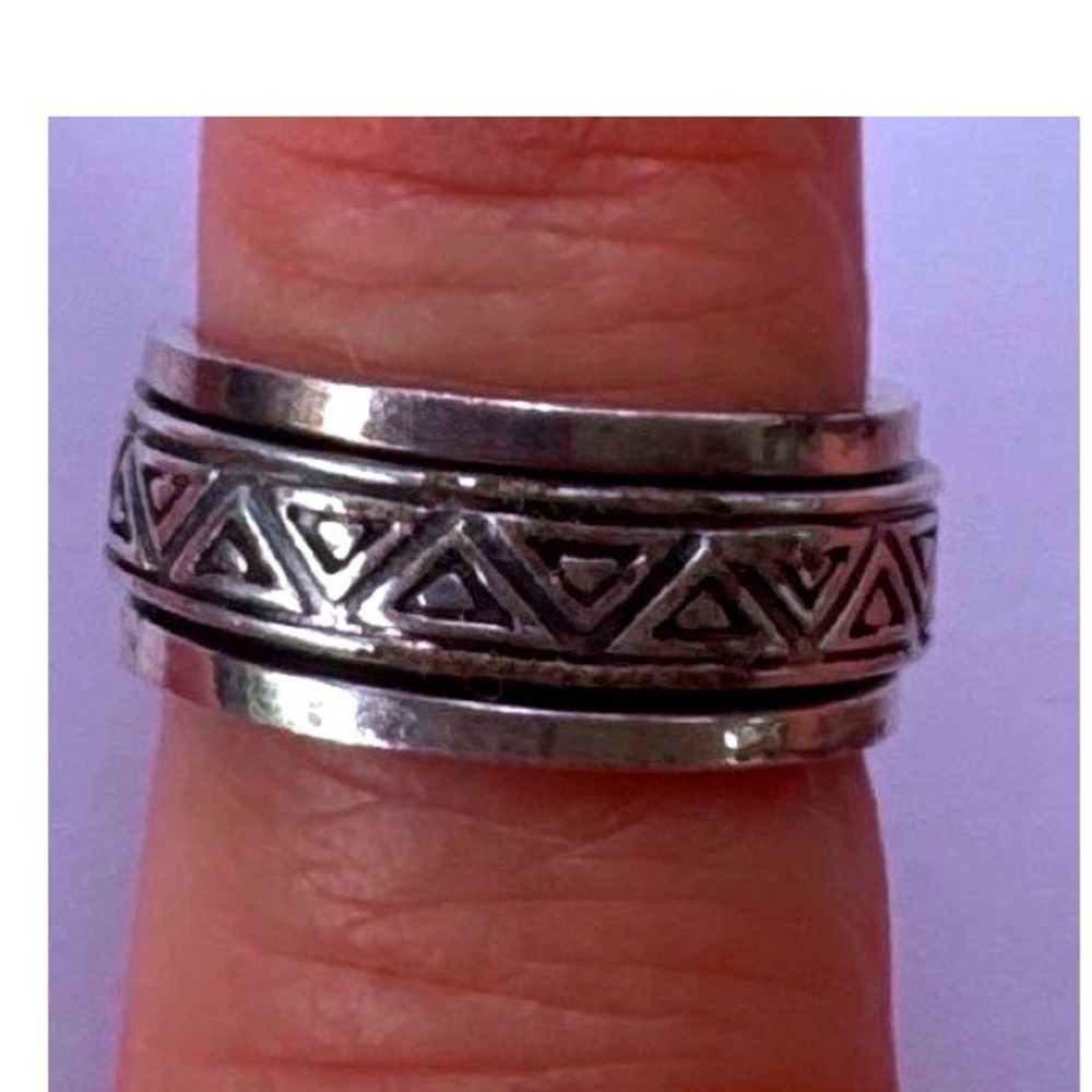Spinner Ring Unisex Size 11 Silver Excellent Geometric Triangle Band